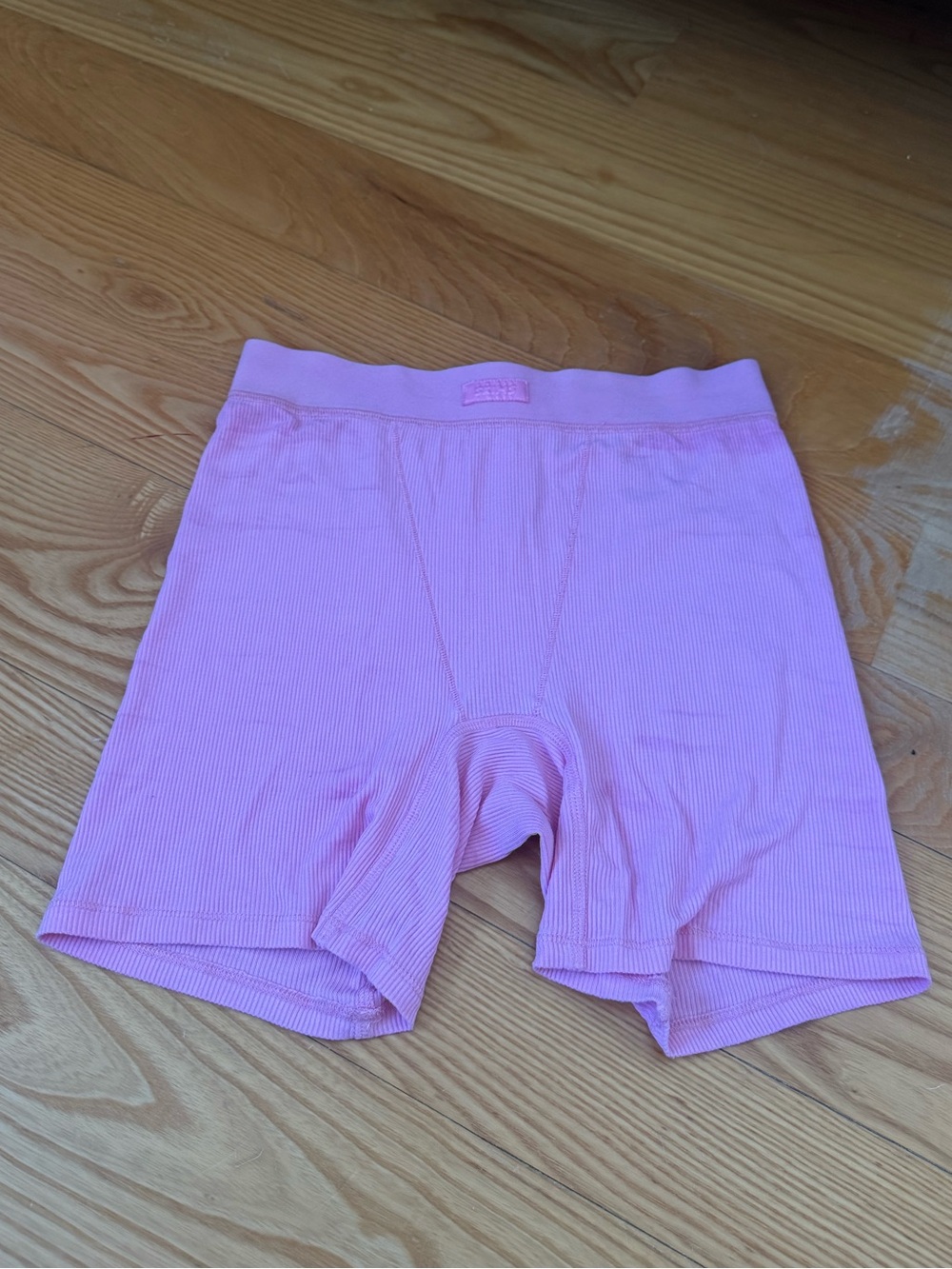 Skims pink boxer shorts ribbed
